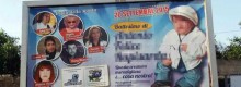 Manifesti shock per battesimo, padre bimbo