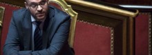 Fontana: ancora contro le famiglie gay