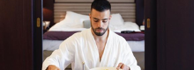 Mattew Lepre il sexy imprenditore offre lavoro