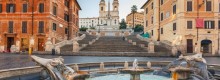 Piazza di Spagna, vietato sedersi sulla scalinata