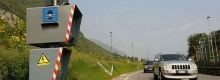Spende 30mila sterline per contestare una multa