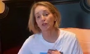 L'attrice Sharon Stone,sostiene l'Italia