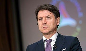 Conferenza stampa di Conte proroga 13 aprile
