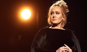 Adele  ha svenduto la casa e ha perso un milione