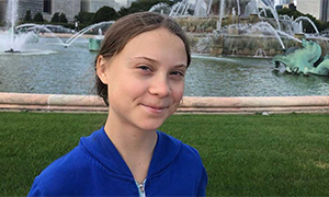 Greta Thunberg dona 100 mila dollari all’Unicef