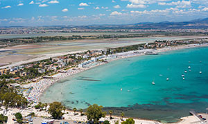 Vietato fumare in Spiaggia al Poetto e nelle altre spiagge di Cagliari