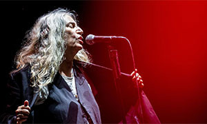 Patty Smith: Because the night, eseguita in edizione speciale