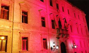 Palazzo Ducale si tinge di rosa per la campagna di sensibilizzazione contro il tumore al seno