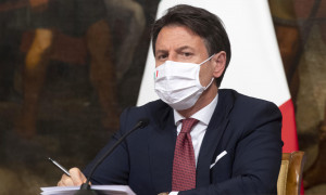 Nuovo Dpcm: &ldquo;Stress su sistema sanitario preoccupante. Rispettare norme ora per un natale sereno.&quot;