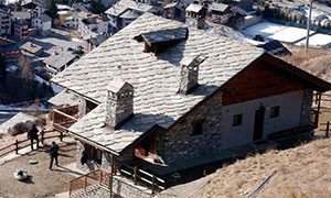 All'asta la villetta degli orrori di Cogne dove mor&igrave; il piccolo Samuele