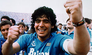Ancora dimostrazioni d'affetto per Diego Armando Maradona ecco una nuova canzone