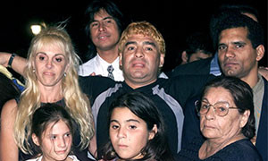 Maradona: gli amori turbolenti e la polemica sull&rsquo;eredit&agrave;