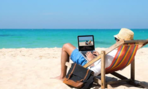 Smartworking alle Hawaii: lo Stato offre viaggio andata e ritorno per aiutare il Paese