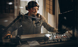 Le canzoni pi&ugrave; trasmesse in radio per il 2020 secondo Radio Airplay