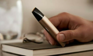 Arriva in Italia la nuova sigaretta elettronica 'Veev'