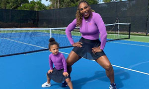 Serena Williams lezioni tennis alla figlia di tre anni Olympia