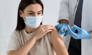 Vaccinato contro il Covid? Allora via libera ai turisti in questi paesi