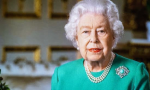 La Regina Elisabetta si &egrave; detta &laquo;addolorata da quello che hanno provato&raquo; dopo l&rsquo;intervista di Meghan