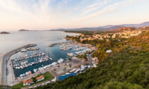 Solinas vieta l'arrivo nelle seconde case per chi vive fuori dalla Sardegna