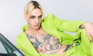Domani fuori &ldquo;Lauro&rdquo;, il nuovo lavoro di Achille Lauro