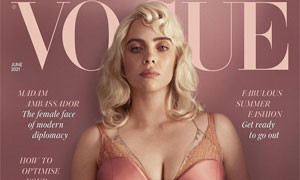 Billie Eilish pin-up per "Vogue": "Mostrare il corpo non deve togliere rispetto"