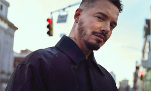 J Balvin: il re della musica latina festeggia il suo compleanno con il brano &quot;7 de Mayo&quot;
