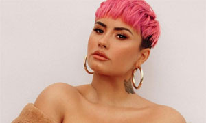 Demi Lovato: &ldquo;Sono di genere non binario. Rivolgetevi a me col pronome &ldquo;loro&rdquo; &ldquo;
