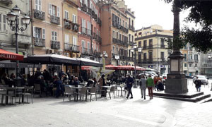 Cagliari, stop alla vendita di alcolici e consumo in strada