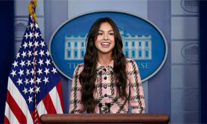 Olivia Rodrigo alla Casa Bianca: campagna vaccinale per i giovani americani