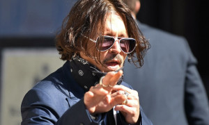 Johnny Depp contro Hollywood: &quot;Sta cercando di boicottare me e il mio film&quot;
