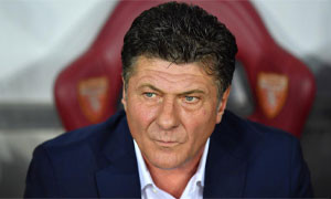 Mazzarri atterrato all'aeroporto di Cagliari: &quot;Poche parole, tanti fatti&quot;