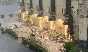 Danni e feriti a Catania per un violento temporale, il Comune: &ldquo;Non uscite di casa&rdquo;
