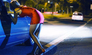 La Spagna dichiara guerra alle prostituzione: sanzioni anche per i clienti e chi affitta camere