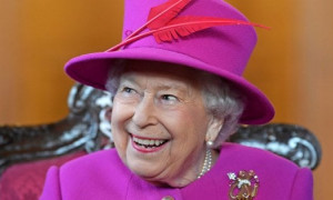 La regina Elisabetta dovr&agrave; rinunciare ai suoi bicchierini