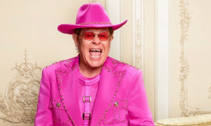 Elton John: da oggi l&rsquo;album &lsquo;The Lockdown Sessions&rsquo;