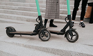 Dl Trasporti, arriva la stretta sui monopattini