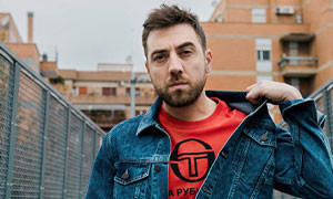 Coez annuncia le date del suo tour 2022: da Torino a Roma