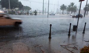 L'allerta diventa arancione, scuole chiuse domani a Cagliari