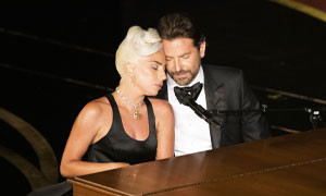 Flirt tra Bradley Cooper e Lady Gaga dopo &lsquo;A star is born&rsquo;, lui rompe il silenzio