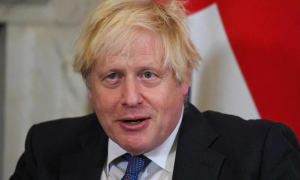 Gb, Boris Johnson cita Peppa Pig di fronte agli industriali