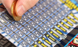 Vince tre volte alla lotteria in tre anni nello stesso negozio