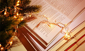Voglio farti un regalo: i consigli sui libri fioccano a Natale su Radio Sintony