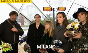Tapiro d'oro personalizzato per i Maneskin, loro ironizzano: "Siamo i nuovi Cugini di Campagna"