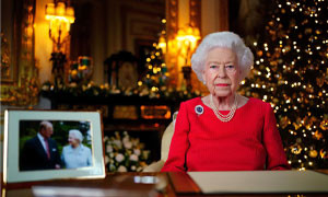 La Regina Elisabetta si prepara al primo Natale senza Filippo