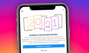 "Momenti", su Instagram la nuova funzione per condividere le Storie migliori del 2021