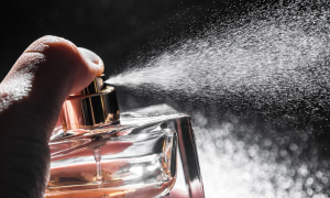 "Sostanze pericolose nei profumi, da Lancome a Herm&eacute;s": lo studio