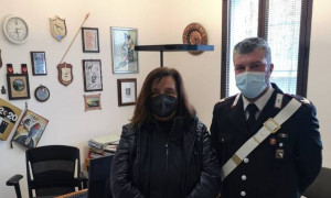 Bologna, disoccupata trova 10 mila euro e li porta ai carabinieri