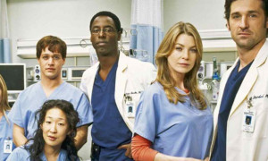 Grey's Anatomy non si ferma: avr&agrave; una nuova stagione (la numero 19)