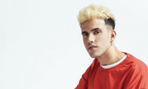 Aka 7even positivo al Covid a due settimane dal Festival di Sanremo