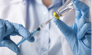 Inietta per errore aria al posto del vaccino anti-Covid: indagine a Sassari